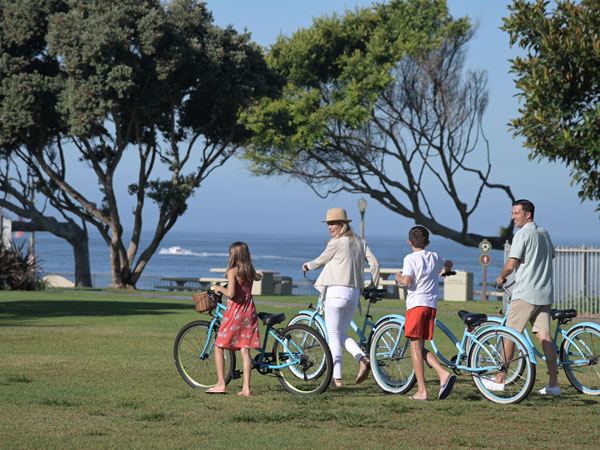 family biking on Veterans, Alta Vista & Wilderness Parks