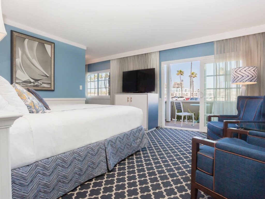 Guestroom Bedroom